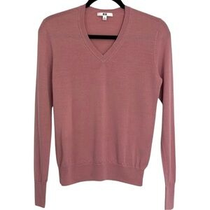 Uniqlo V-neck Fine Knit Wool Sweater Size S